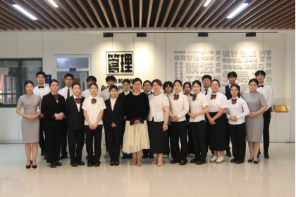 融合創新，智啟未來 酒店管理與數字化運營專業餐飲實踐教學活動暨宴會設計與餐廳服務比賽紀實